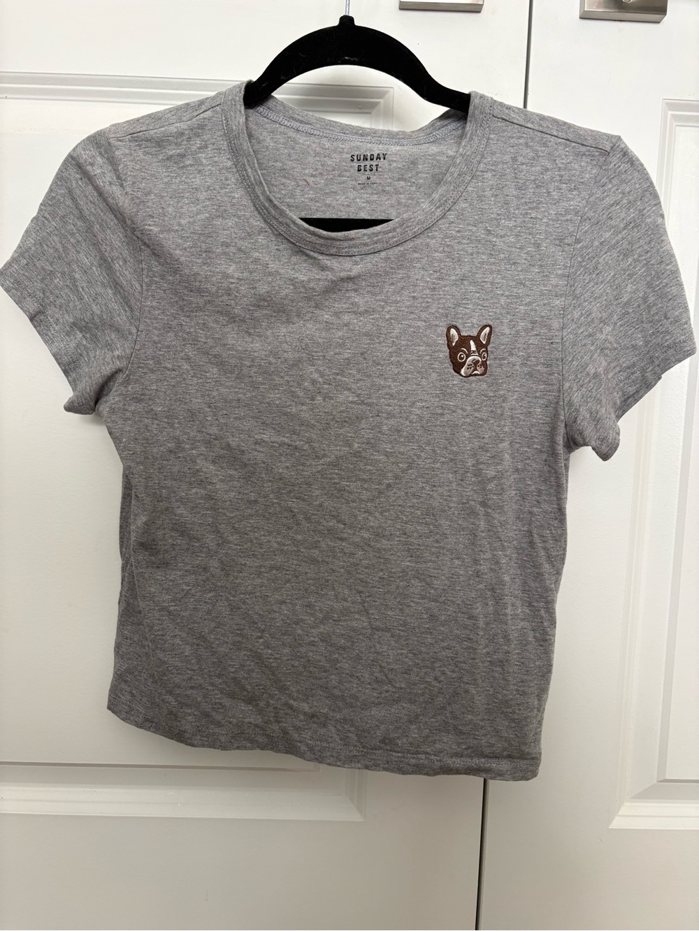 Aritzia Sunday Best Heather Gray Baby Tee with Bulldog Embroidery, size Medium
